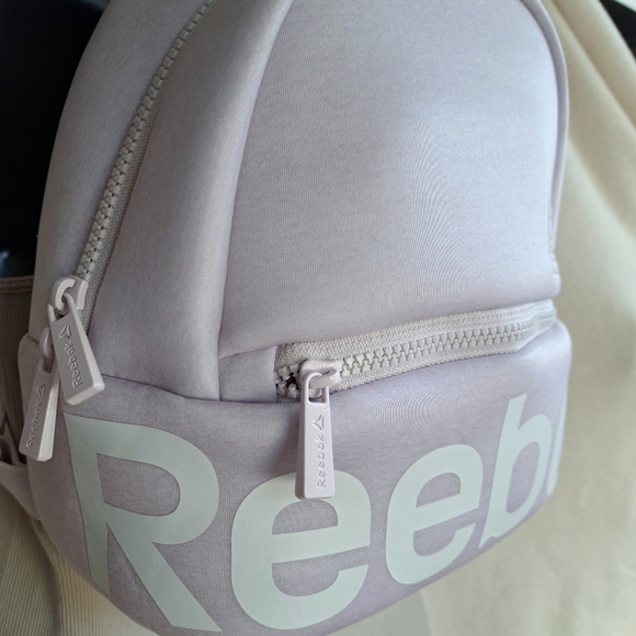 Minnie Purple Reebok Backpack - Picture 2 of 10